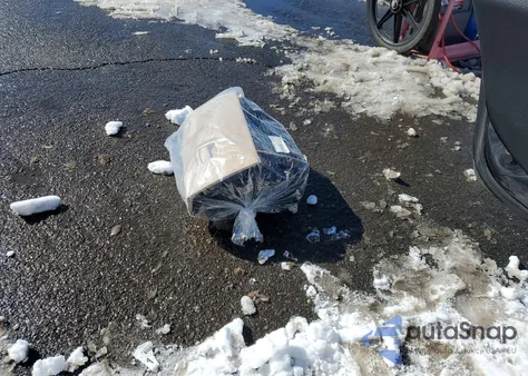 2013 BMW 528 Xi z USA, uszkodzony, nr VIN WBAXH5C53DD113545